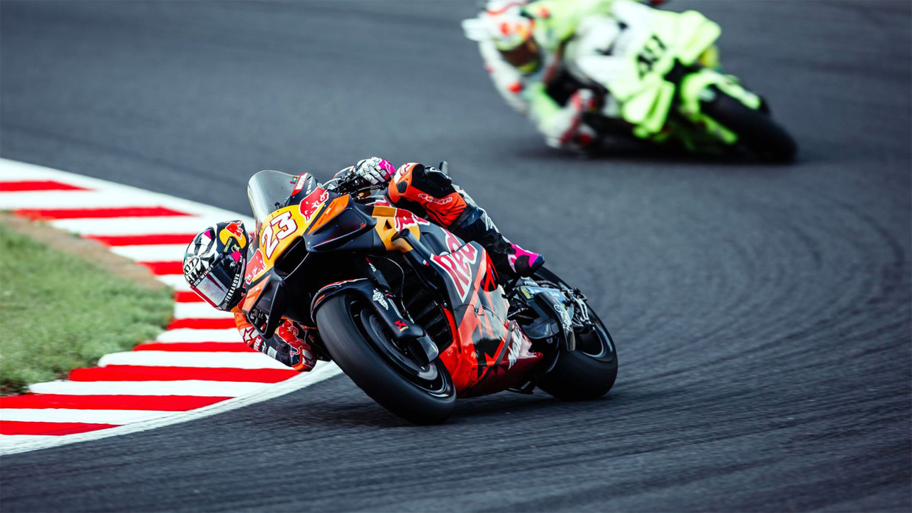 KTM Struggles in Motegi, Eyes Podium Finish at Mandalika