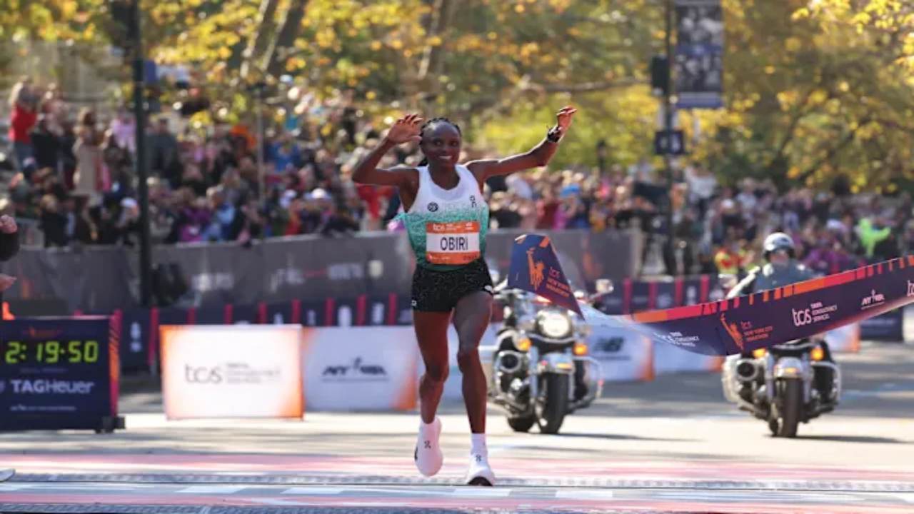 A Historic NYC Marathon: Obiri Breaks Record, Kipruto Wins Photo Finish