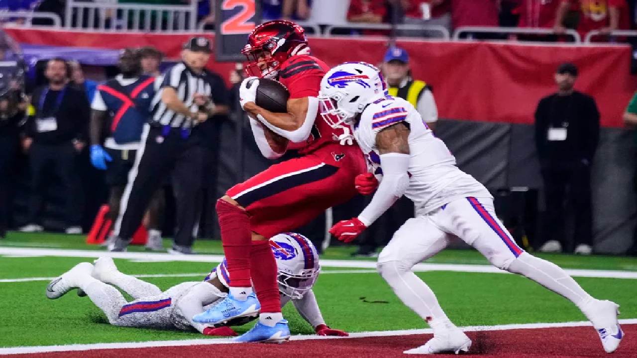 Texans Shock Bills with Statement Win in Brutal Thursday Night Battle