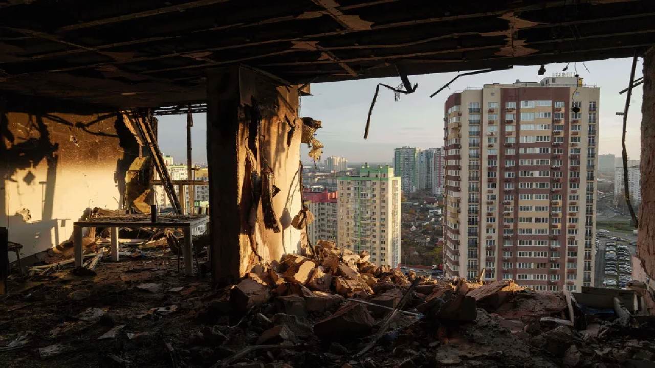 Ukraine’s Oil Hub Strike and Russia’s Deadly Attacks Leave Two Nations on Edge