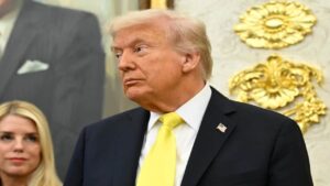 Trump Orders Chinese-Controlled Firm to Unwind U.S. Chip Deal Amid Security Concerns